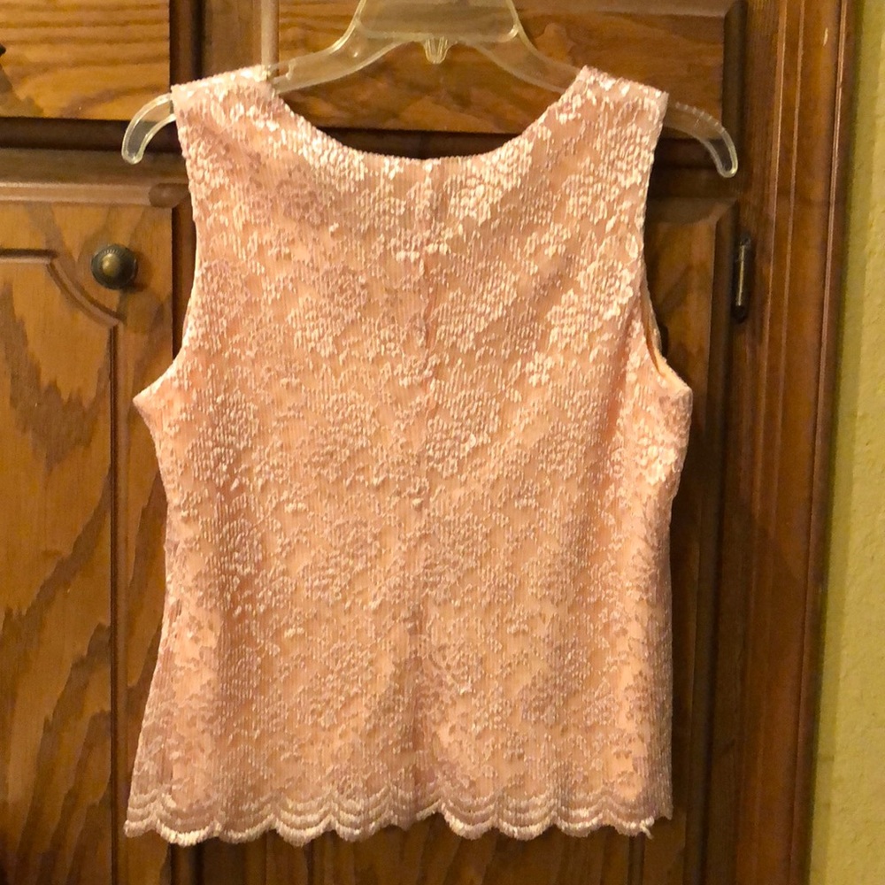 Top - Picture 2 of 2